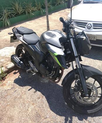 YAMAHA FZ25 FAZER ABS 