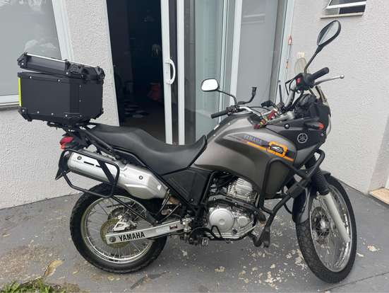 YAMAHA-XTZ 250 TÉNÉRÉ YAMAHA-XTZ 250 TÉNÉRÉ-2015