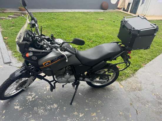 YAMAHA-XTZ 250 TÉNÉRÉ-2015