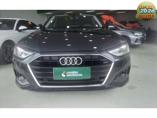 AUDI-A4-2023