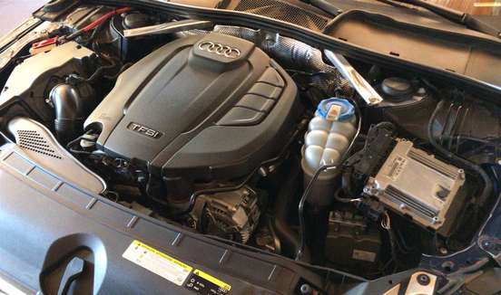 AUDI-A4-2016
