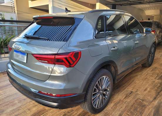 AUDI-Q3-2020