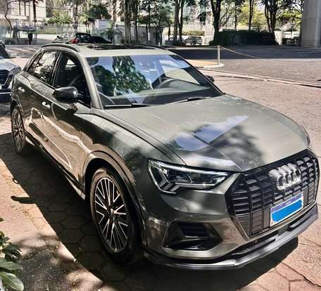AUDI-Q3-2020