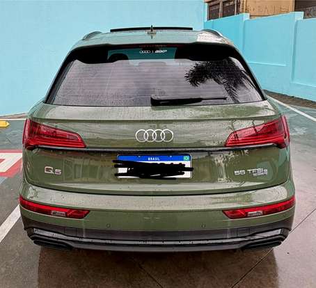 AUDI-Q5-2023