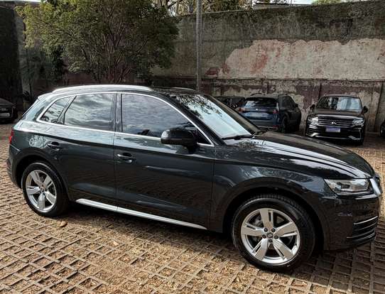 AUDI-Q5-2.0 TFSI GASOLINA AMBITION S TRONIC AUDI-Q5-2018