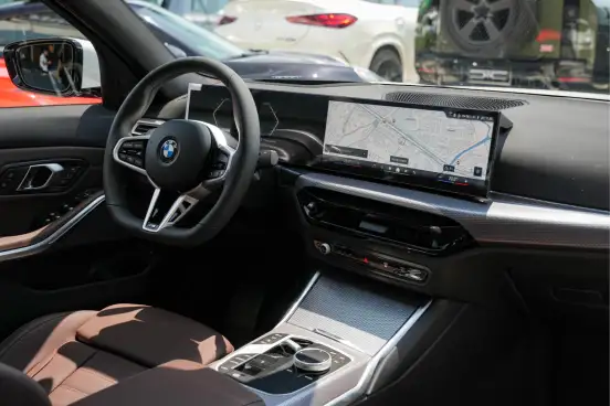 BMW-320i-2025