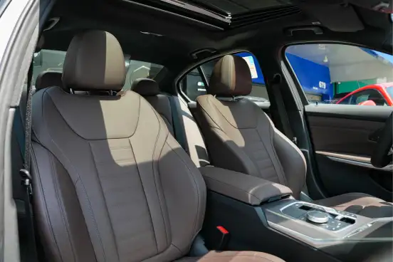 BMW-320i-2025