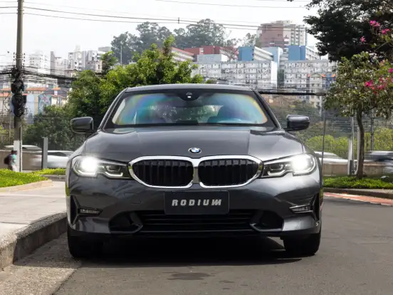 BMW-320i-2.0 16V TURBO GASOLINA SPORT AUTOMÁTICO BMW-320i-2019