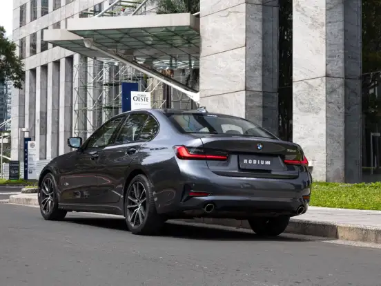 BMW-320i-2.0 16V TURBO GASOLINA SPORT AUTOMÁTICO BMW-320i-2019