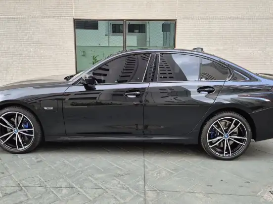 BMW-330e-2.0 16V TURBO HÍBRIDO M SPORT AUTOMÁTICO BMW-330e-2022