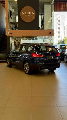 BMW-X1-2022
