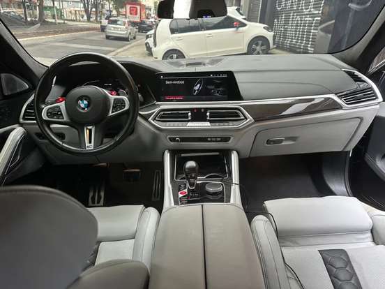 BMW-X6-2022