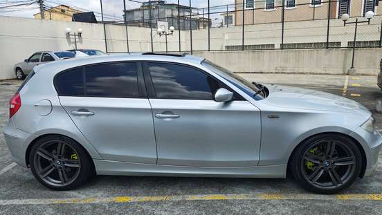 BMW-120i-2007