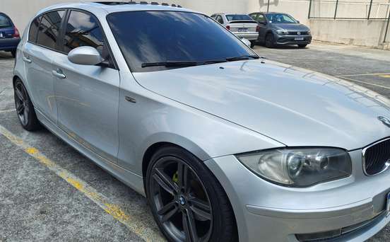 BMW-120i-2007