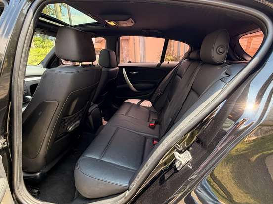 BMW-130i-3.0 SPORT HATCH 24V GASOLINA 4P AUTOMÁTICO BMW-130i-2010