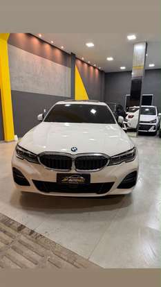 BMW-320i-2021