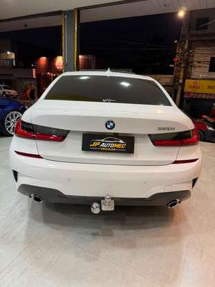 BMW-320i-2021