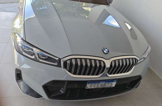 BMW-320i-2024