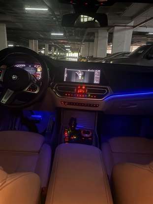 BMW-320i-2022