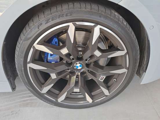 BMW-320i-2.0 16V TURBO FLEX M SPORT AUTOMÁTICO BMW-320i-2024