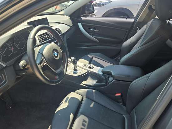BMW-320i-2.0 SPORT GP 16V TURBO ACTIVE FLEX 4P AUTOMÁTICO BMW-320i-2015
