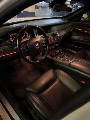 BMW-750Li-4.4 V8 32V ACTIVEHYBRID AUTOMÁTICO BMW-750Li-2010