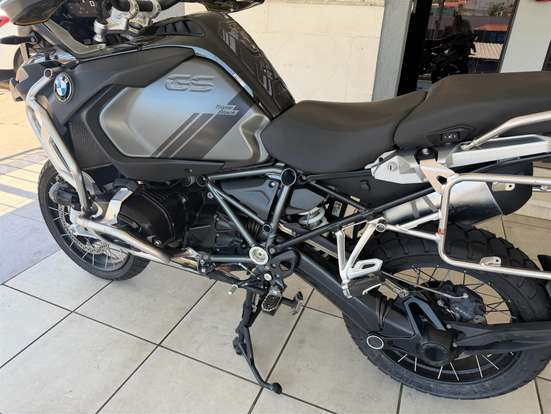 BMW-R 1250 GS ADVENTURE TRIPLE BLACK-2021