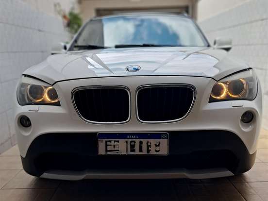 BMW-X1-2.0 16V GASOLINA SDRIVE18I 4P AUTOMÁTICO BMW-X1-2011