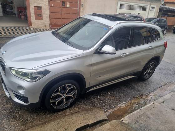 BMW X1 2.0 16V TURBO ACTIVEFLEX SDRIVE20I X-LINE 4P AUTOMÁTICO