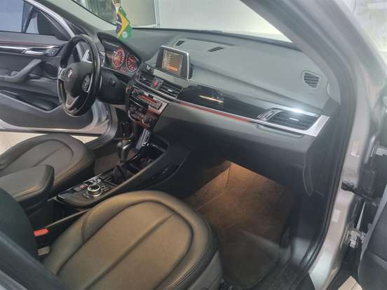 BMW-X1-2.0 16V TURBO ACTIVEFLEX SDRIVE20I X-LINE 4P AUTOMÁTICO BMW-X1-2017
