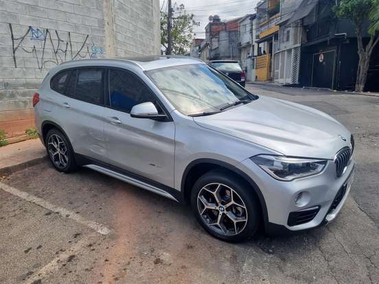 BMW-X1-2.0 16V TURBO ACTIVEFLEX SDRIVE20I X-LINE 4P AUTOMÁTICO BMW-X1-2017