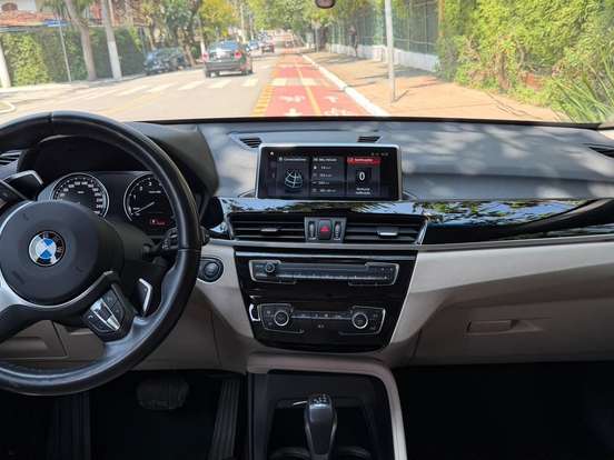 BMW-X1-2.0 16V TURBO ACTIVEFLEX SDRIVE20I X-LINE PLUS 4P AUTOMÁTICO BMW-X1-2022