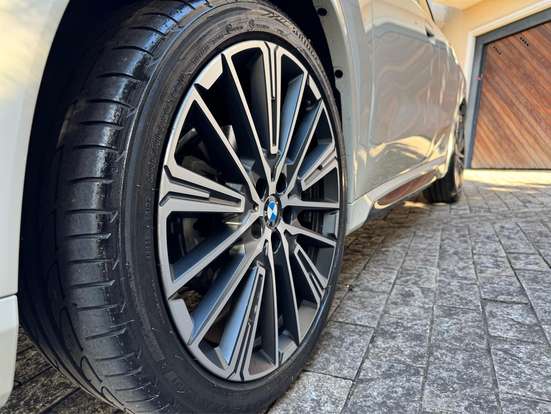 BMW-X1-2023