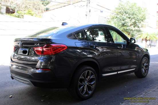 BMW-X4-2016