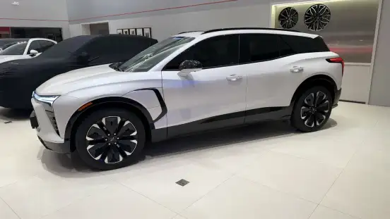 CHEVROLET-BLAZER EV-2024