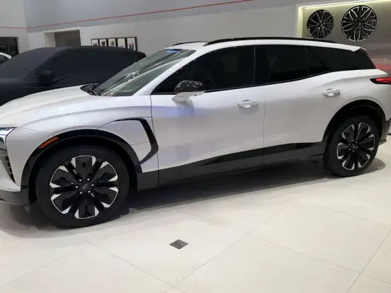 CHEVROLET-BLAZER EV-102 KW ELÉTRICO RS CHEVROLET-BLAZER EV-2024