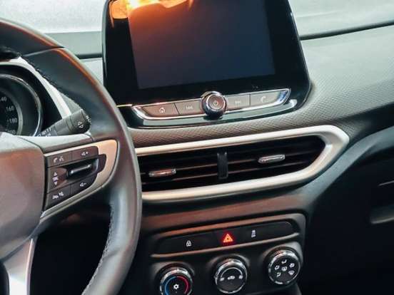 CHEVROLET-TRACKER-2025