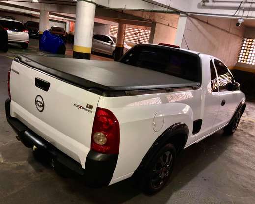 CHEVROLET-MONTANA-2003