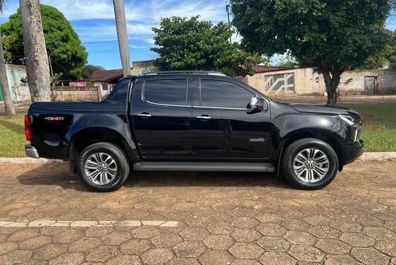 CHEVROLET S10 2.8 16V TURBO DIESEL HIGH COUNTRY CD 4X4 AUTOMÁTICO