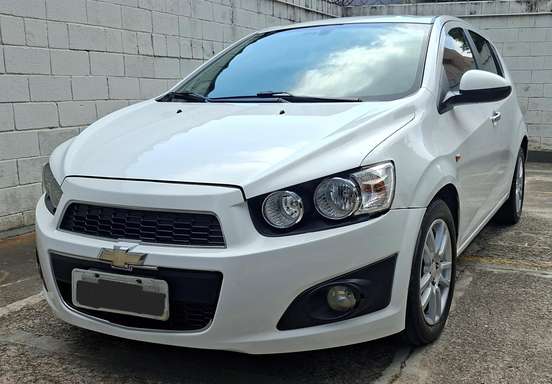 CHEVROLET-SONIC-2012