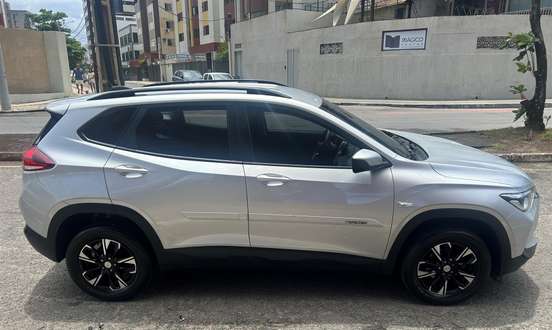 CHEVROLET-TRACKER-2021
