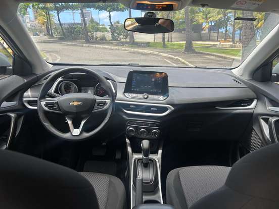CHEVROLET-TRACKER-2021
