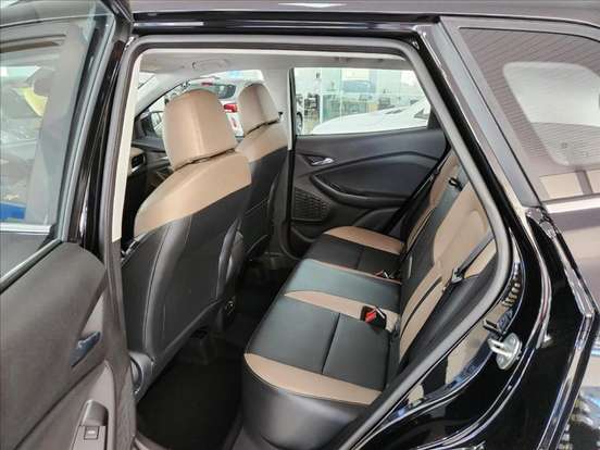 CHEVROLET-TRACKER-2025