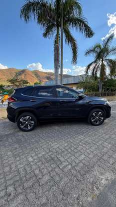 CHEVROLET-TRACKER-2024