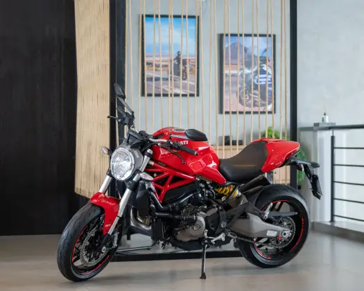 DUCATI MONSTER 821 
