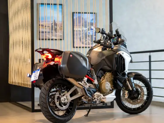 DUCATI-MULTISTRADA 1200 V4 S DUCATI-MULTISTRADA 1200 V4 S-2023