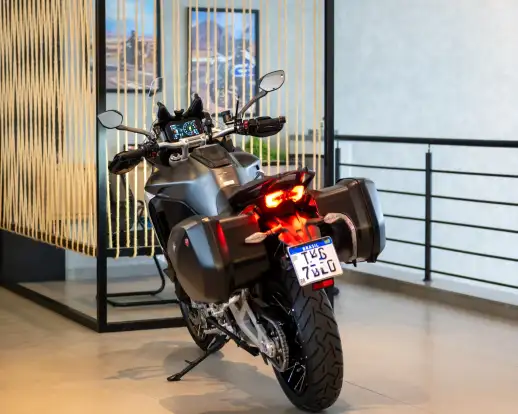 DUCATI-MULTISTRADA 1200 V4 S-2023