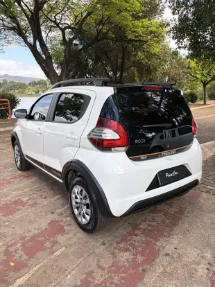 FIAT-MOBI-1.0 EVO FLEX TREKKING MANUAL FIAT-MOBI-2023