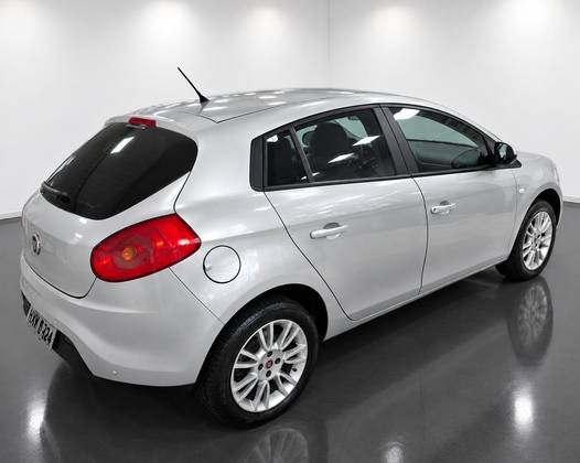 FIAT BRAVO 1.8 ESSENCE 16V FLEX 4P MANUAL