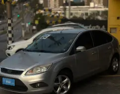 FORD FOCUS 2.0 GLX 16V FLEX 4P MANUAL FORD FOCUS 2.0 GLX 16V FLEX 4P MANUAL